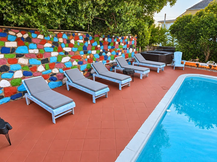 Poolside loungers